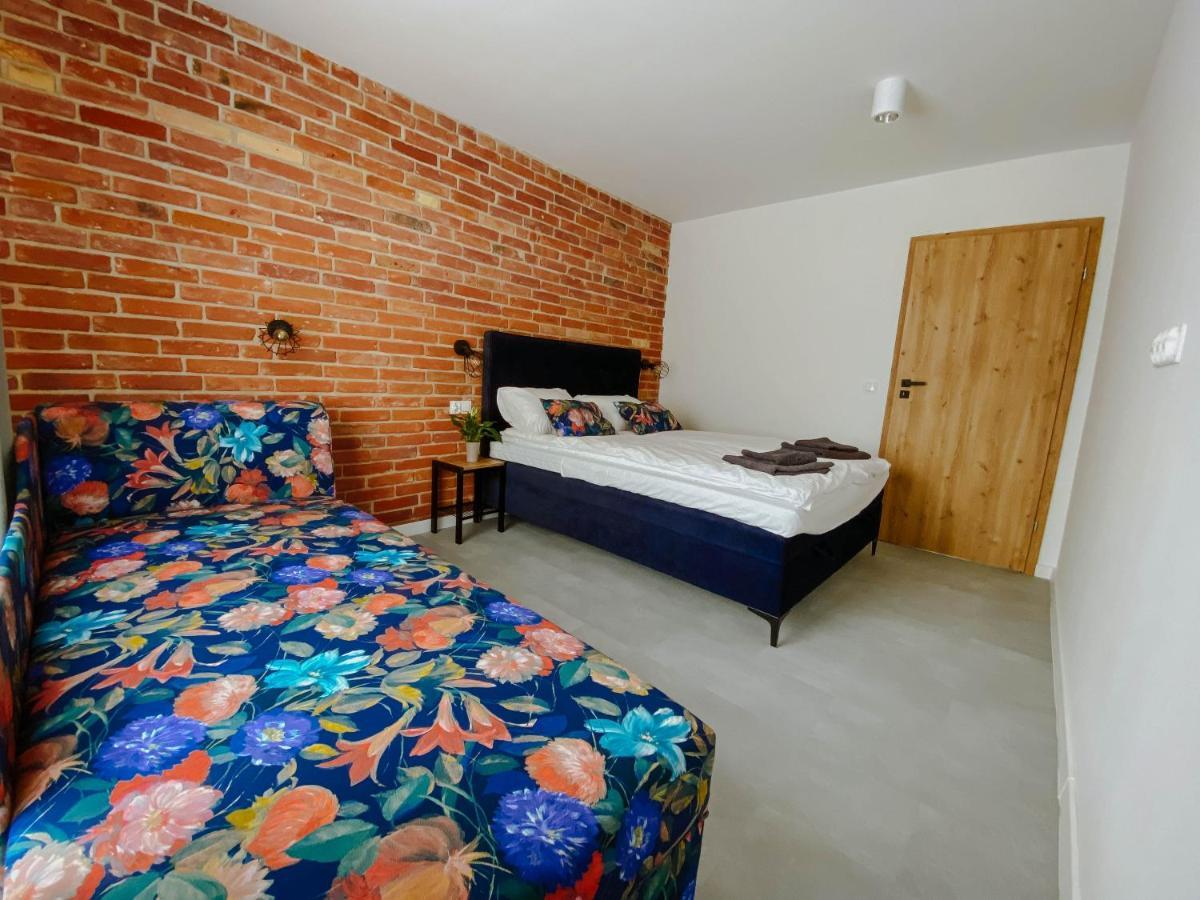 Cztery Pory Roku Apartment Wiele Ngoại thất bức ảnh