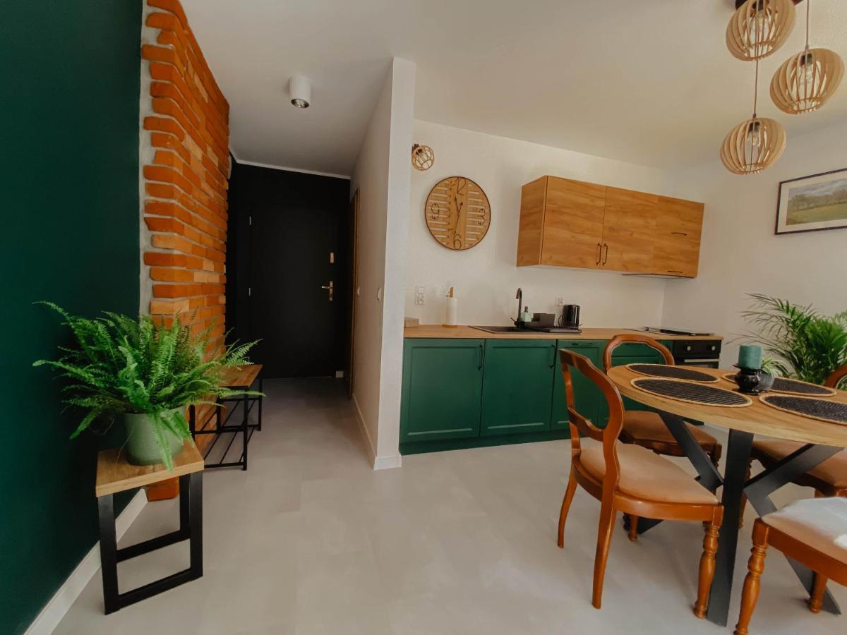Cztery Pory Roku Apartment Wiele Ngoại thất bức ảnh