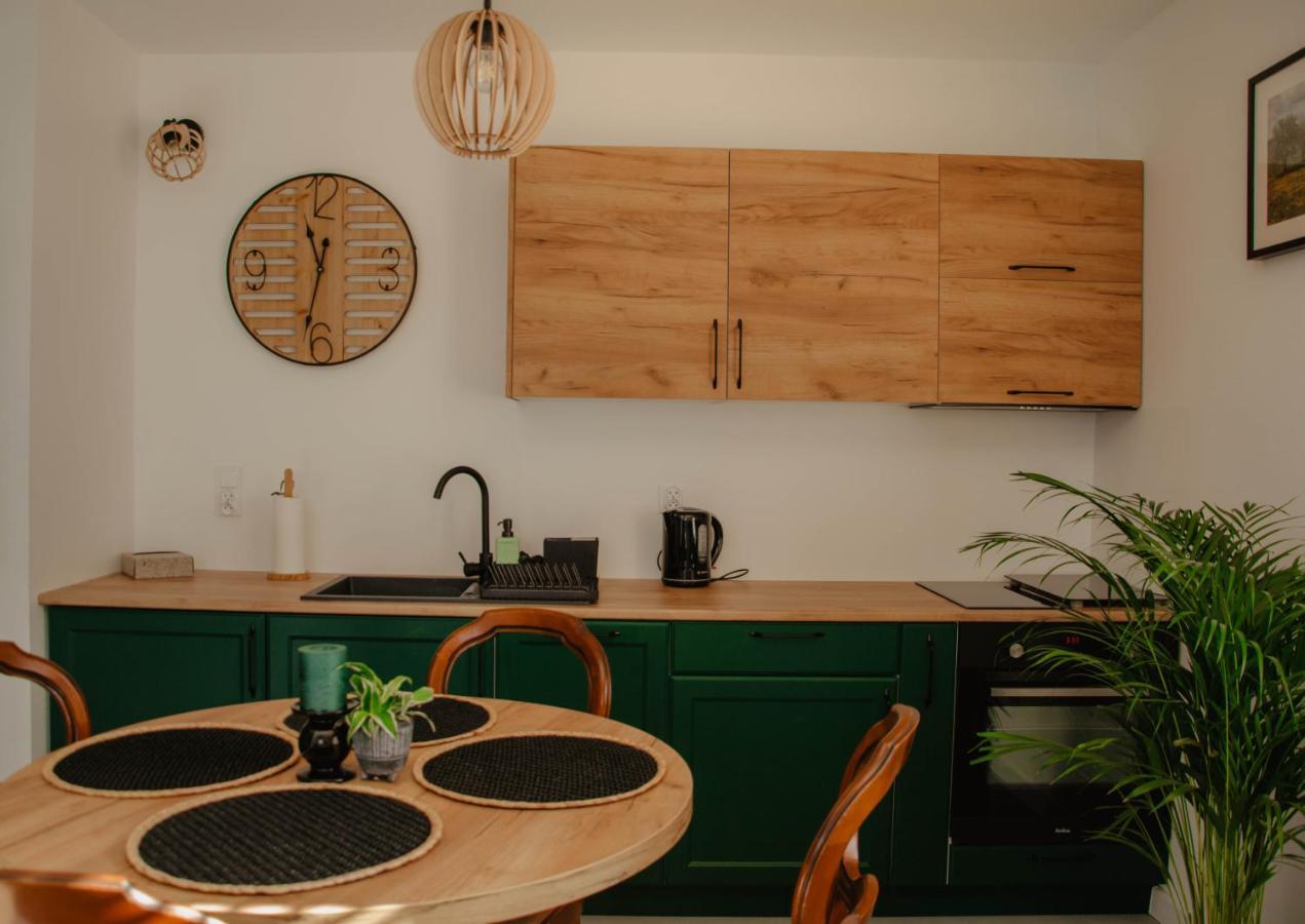 Cztery Pory Roku Apartment Wiele Ngoại thất bức ảnh